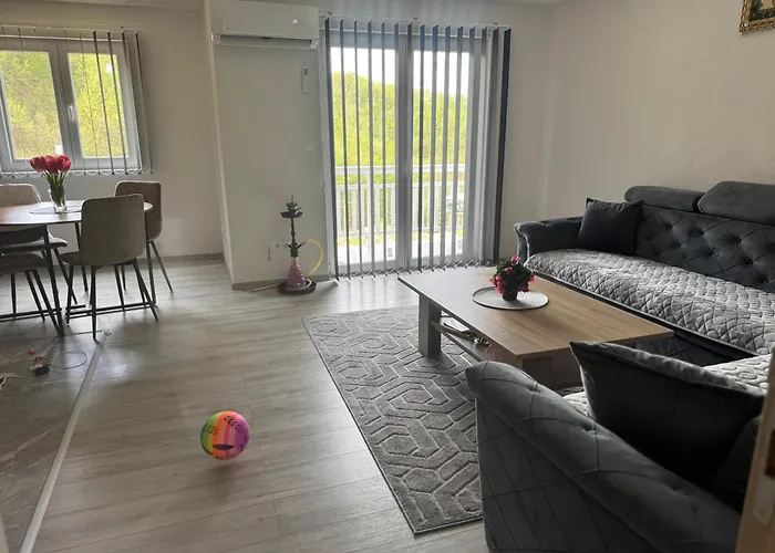 别墅 House Sarajka